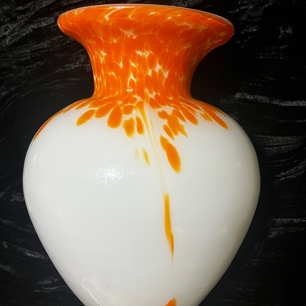 MCM splatter vase